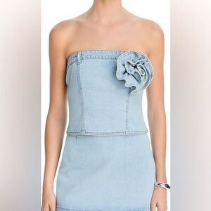 Steve Madden Light Denim Strapless Mini Dress w/ Denim Rosette Detailing: Size 6